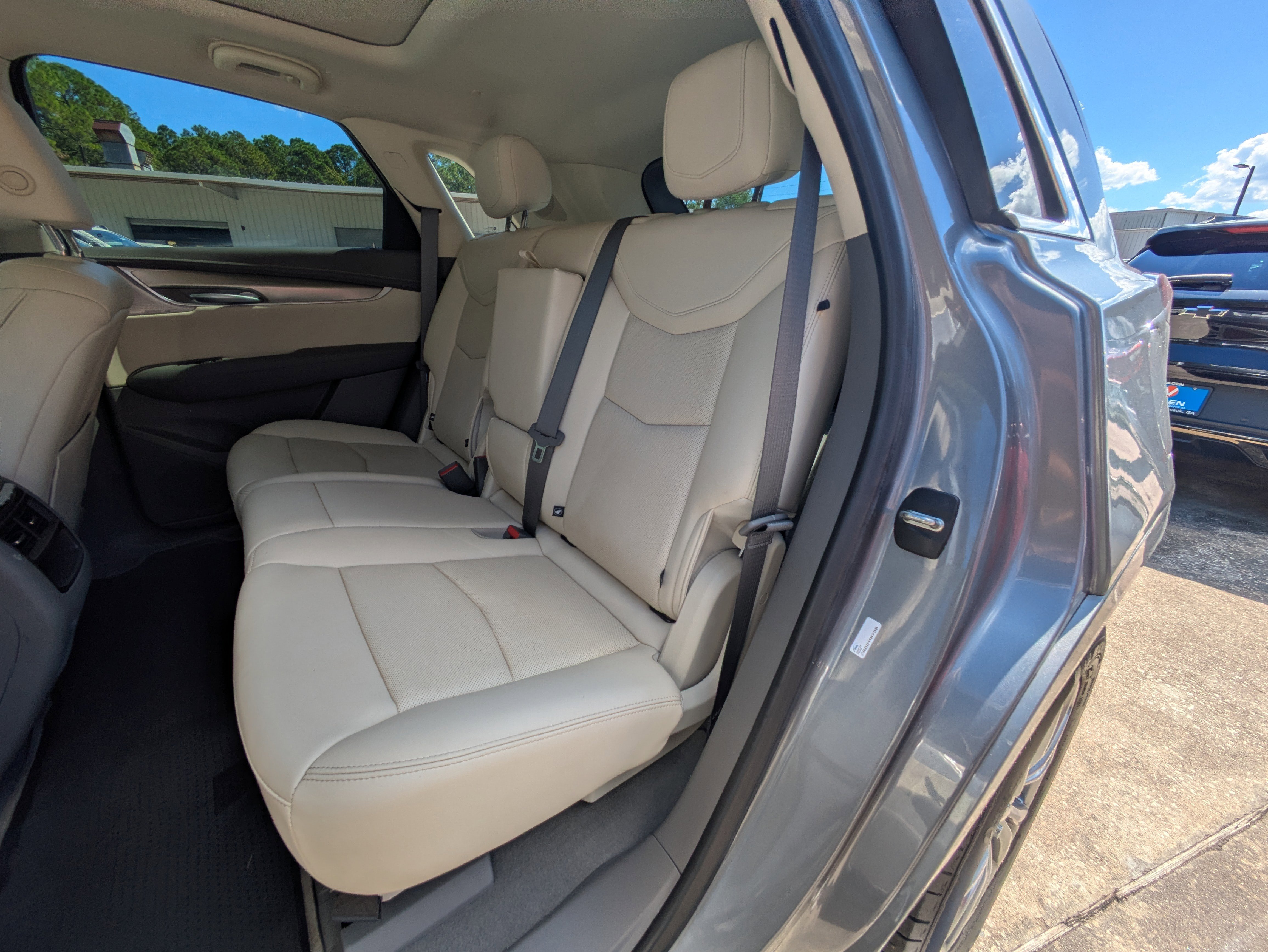 Certified 2022 Cadillac XT5 Premium Luxury w/ Technology Package image 9