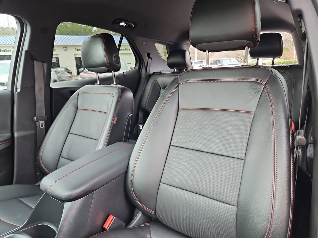 Used 2024 Chevrolet Equinox RS w/ RS Leather Package image 23