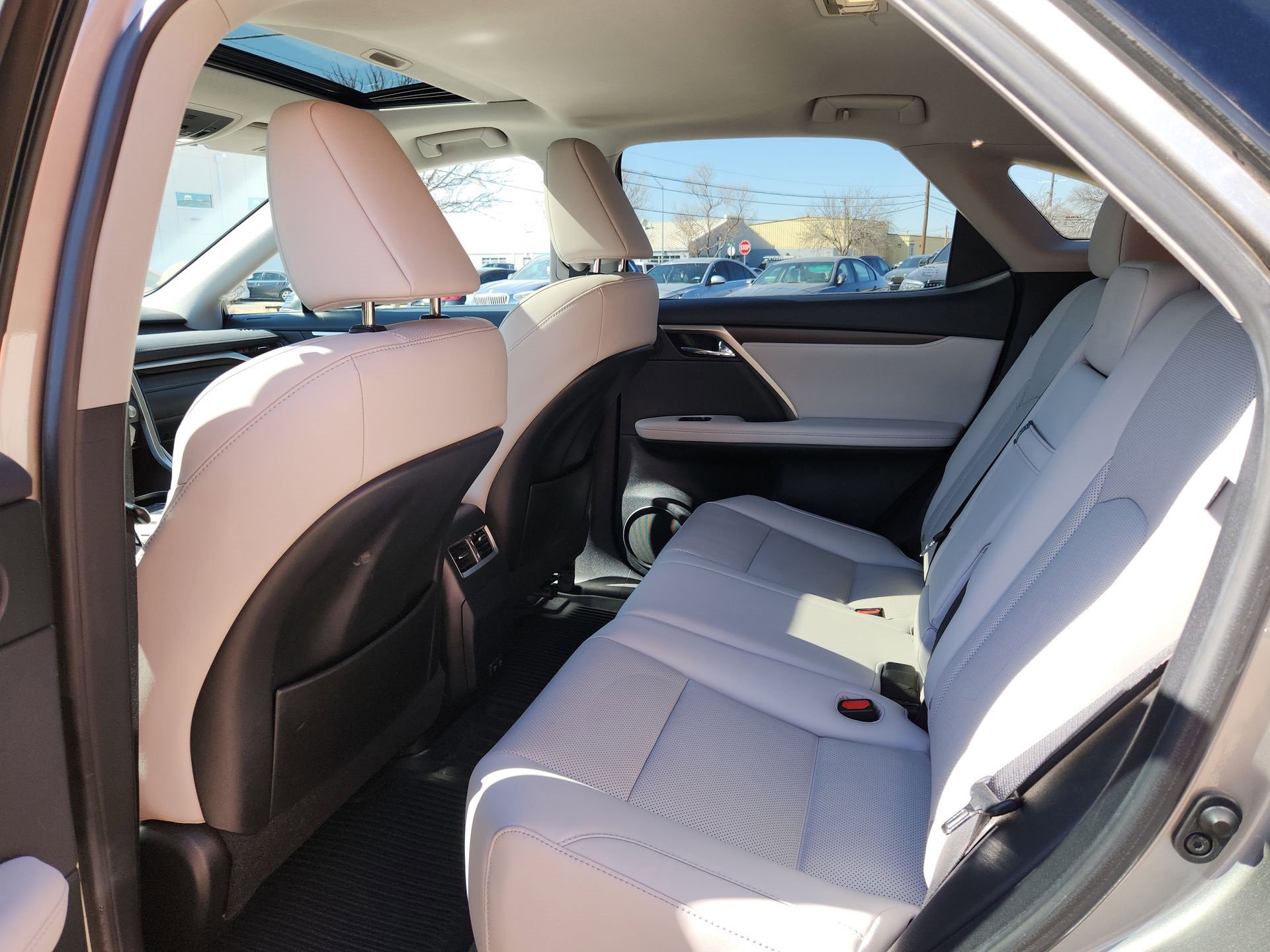 Used 2022 Lexus RX 350 Premium w/ Premium Package image 13