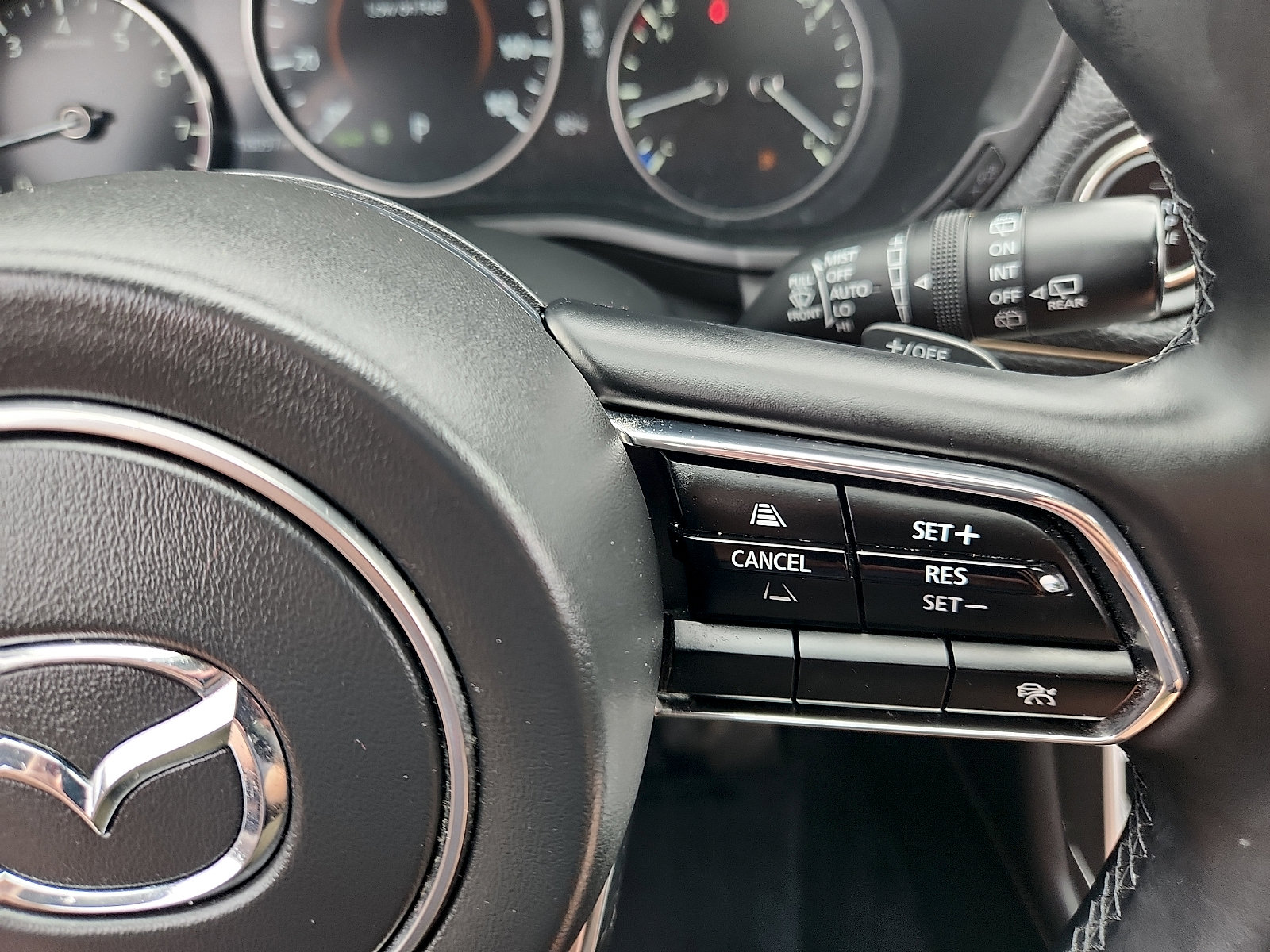 Used 2024 MAZDA CX-90 3.3 Turbo w/ Preferred Plus AWD/4WD image 25