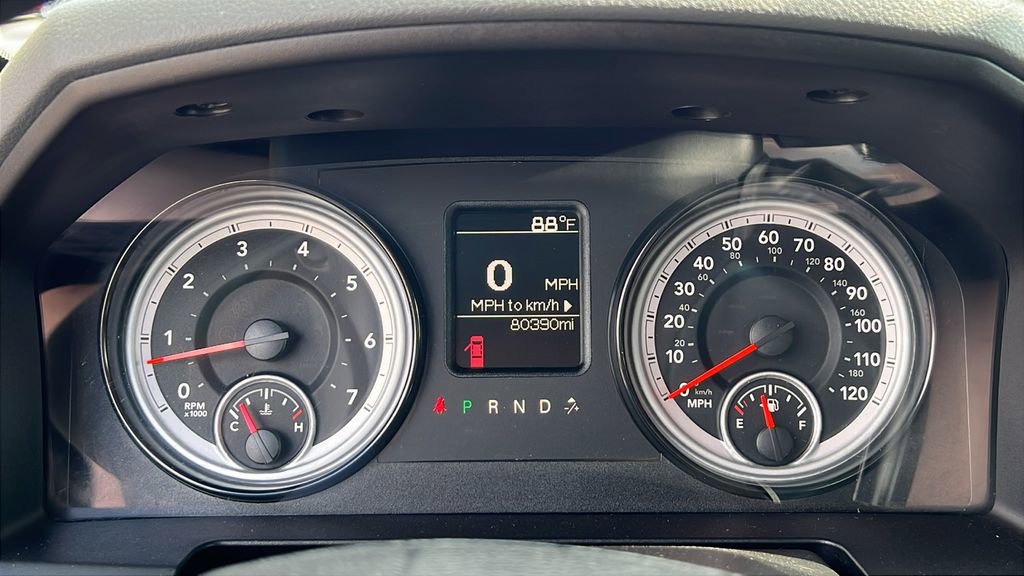 Used 2018 RAM 1500 ST w/ SXT Appearance Group image 17