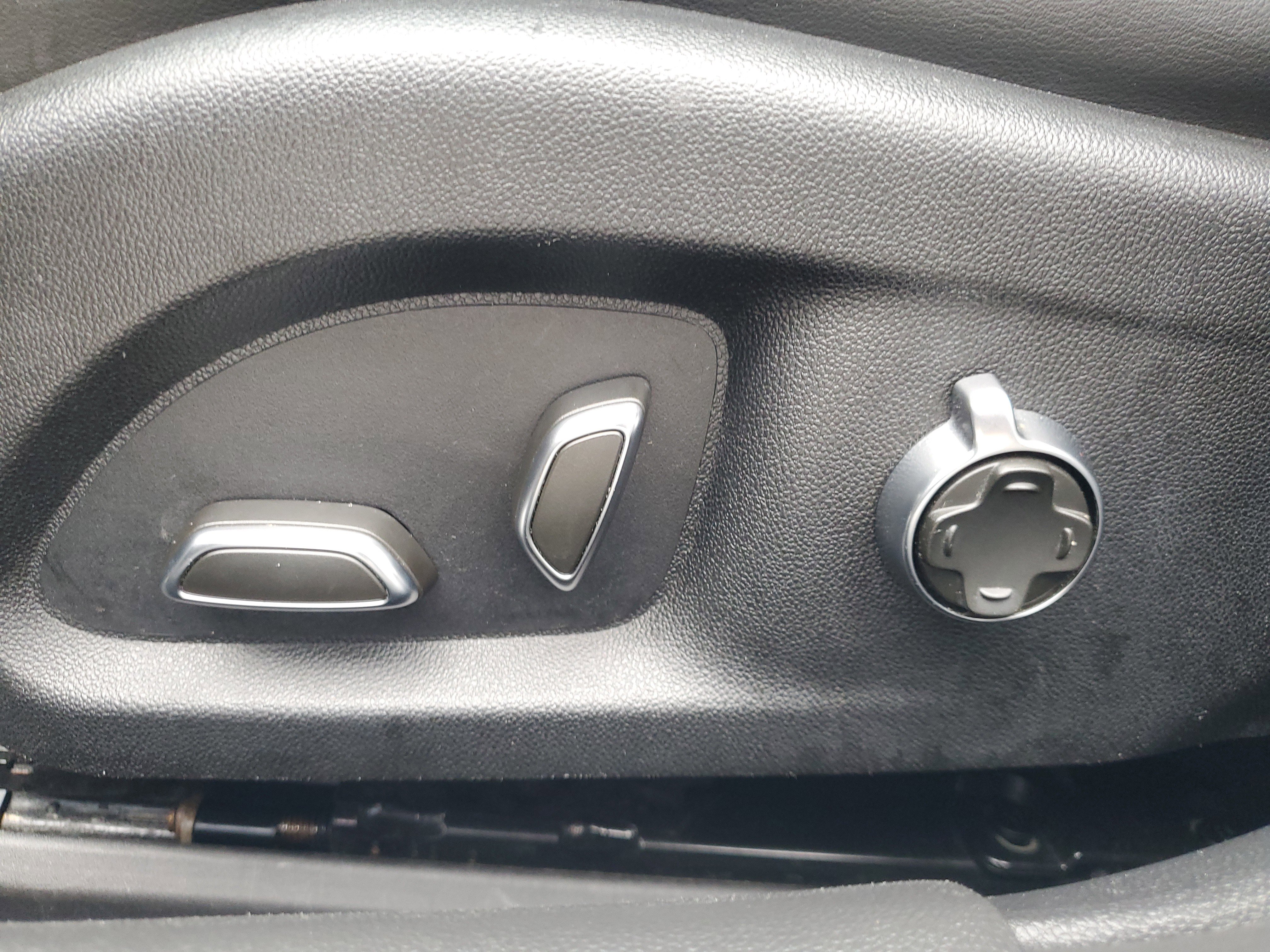 Used 2022 Cadillac CT4 Sport image 13