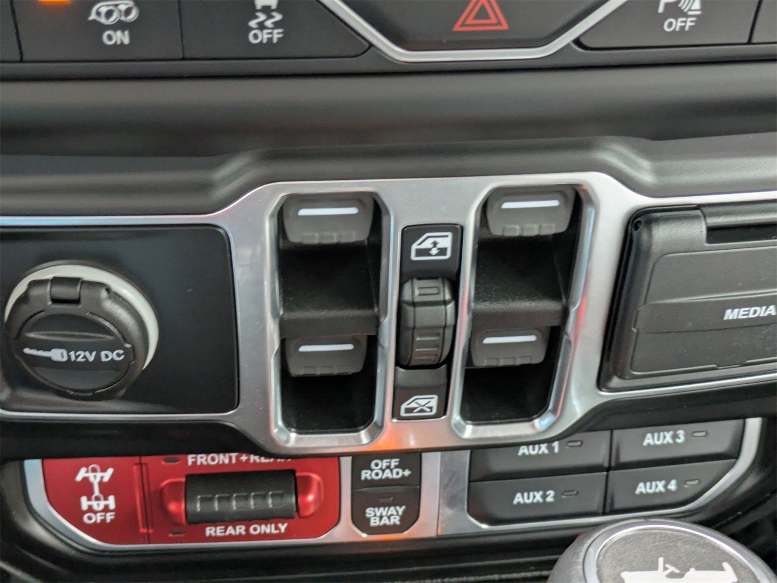 Used 2021 Jeep Wrangler Unlimited Rubicon image 26