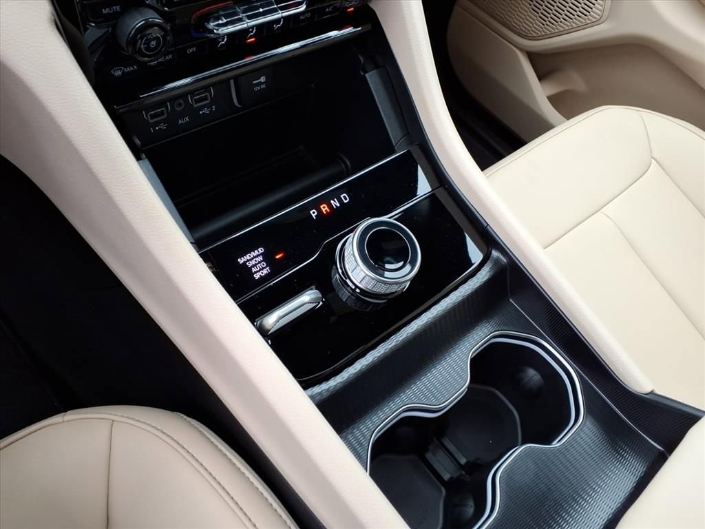 New 2025 Jeep Grand Cherokee Limited image 25