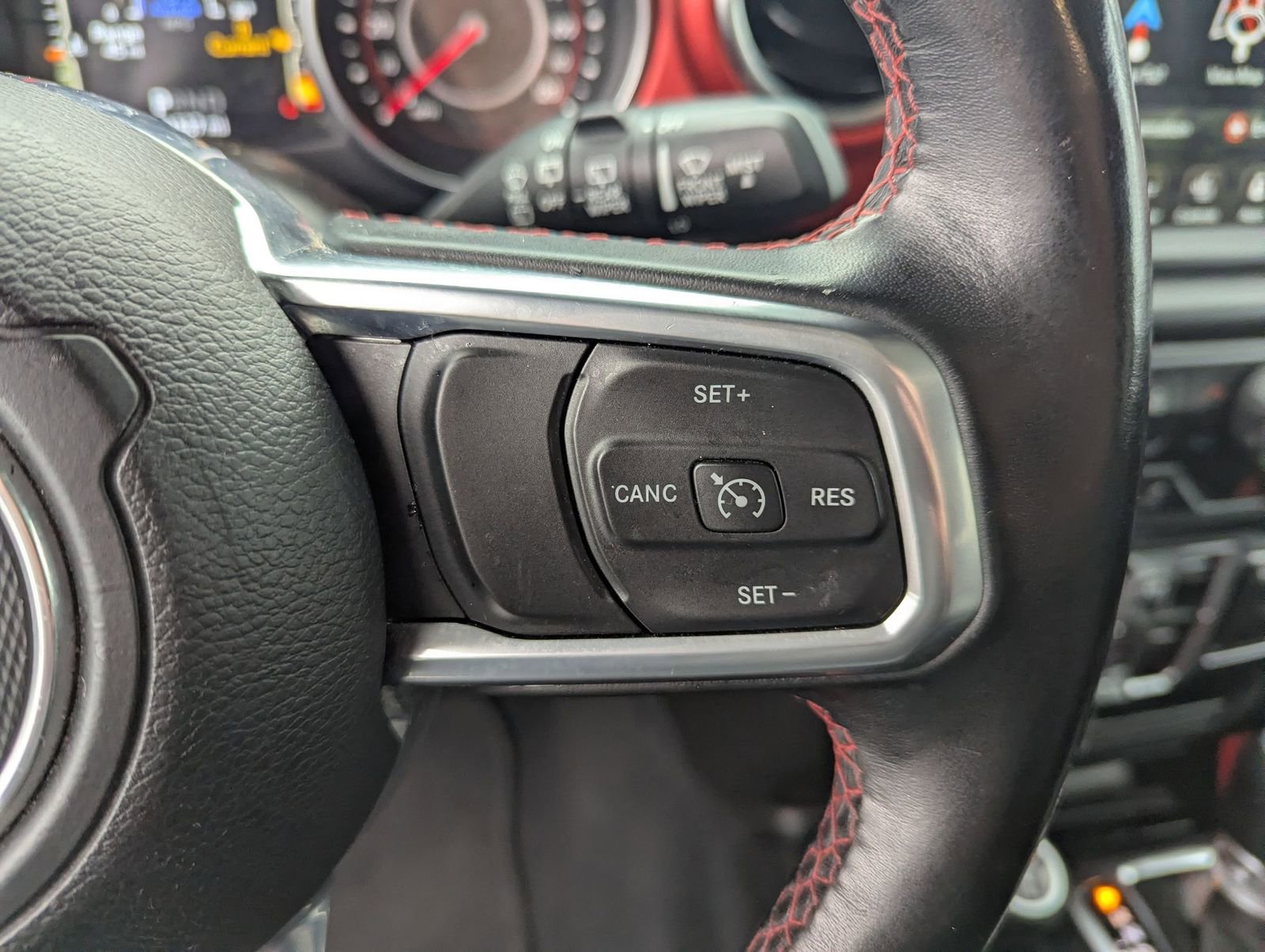 Used 2020 Jeep Wrangler Unlimited Rubicon w/ Dual Top Group image 11