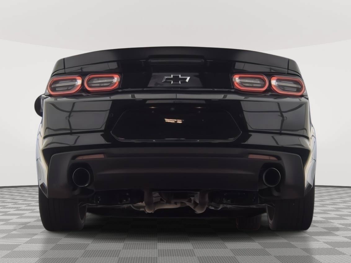 Used 2020 Chevrolet Camaro LT w/ 1LE Track Performance Package RWD image 14