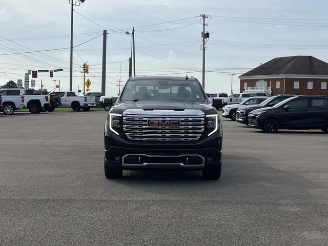 Used 2024 GMC Sierra 1500 Denali AWD/4WD image 9