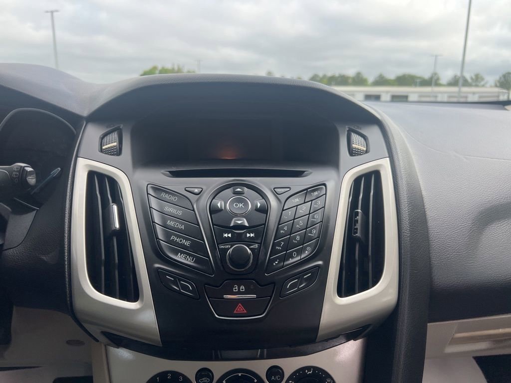 Used 2013 Ford Focus SE image 18