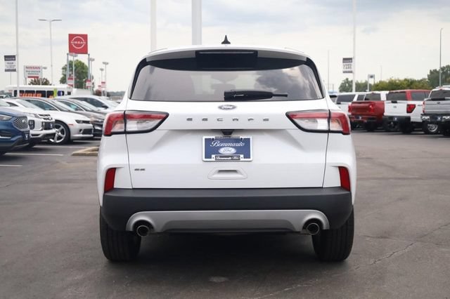 Certified 2022 Ford Escape SE w/ Convenience Package FWD image 5