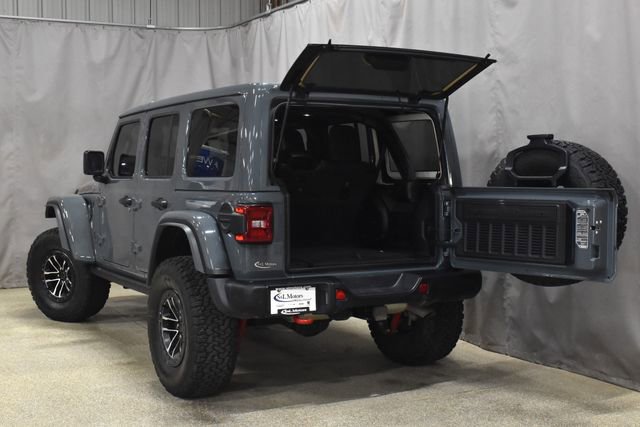 Used 2024 Jeep Wrangler Unlimited Rubicon AWD/4WD image 34