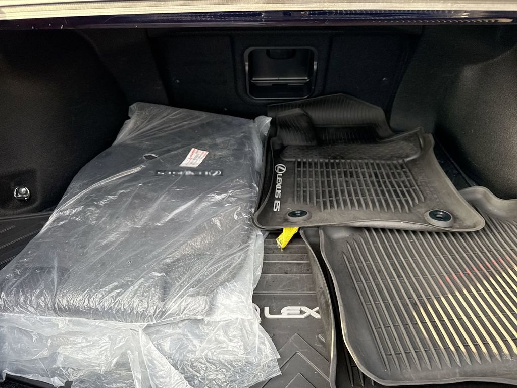 Used 2023 Lexus ES 350 w/ Premium Package image 19