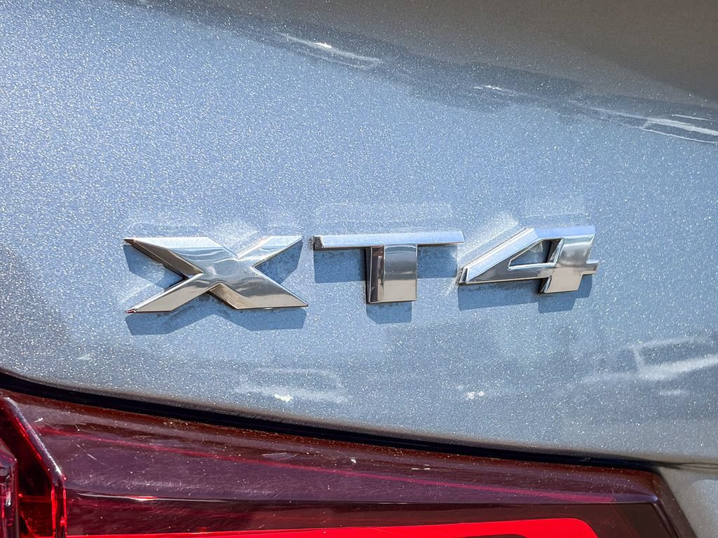 Used 2024 Cadillac XT4 Premium Luxury AWD/4WD image 4