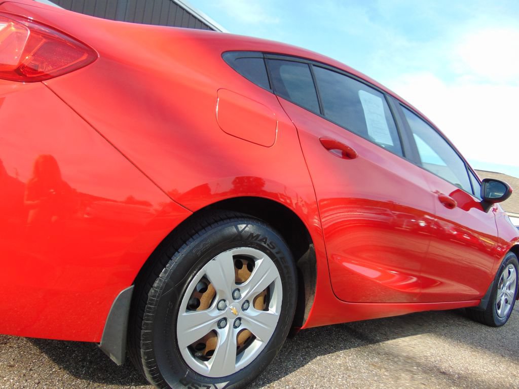 Used 2016 Chevrolet Cruze LS FWD image 15