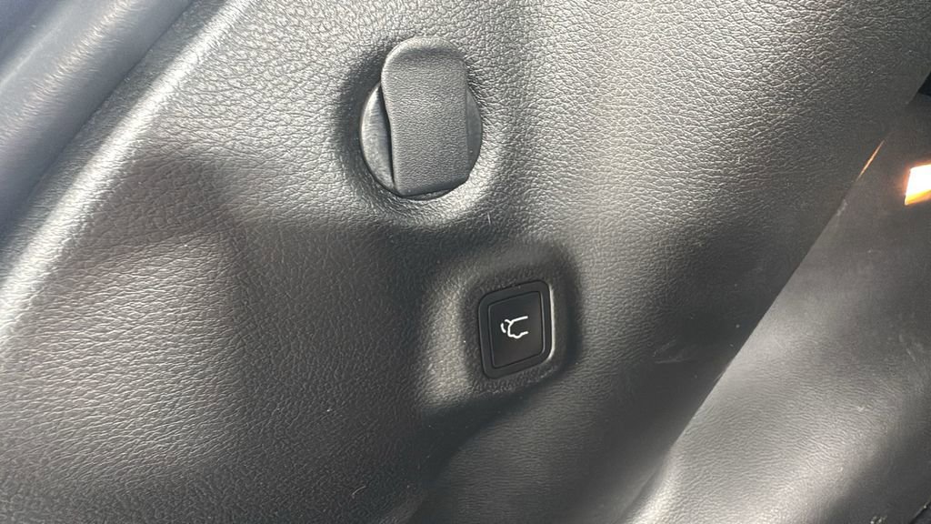 Used 2022 Jeep Compass Trailhawk w/ Trailhawk Elite Group image 16