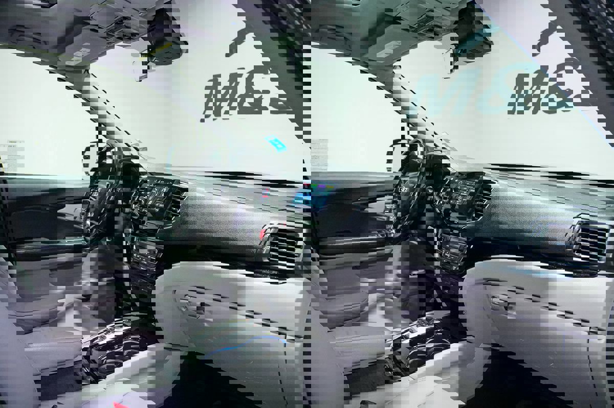 Used 2019 Honda Pilot Touring image 26