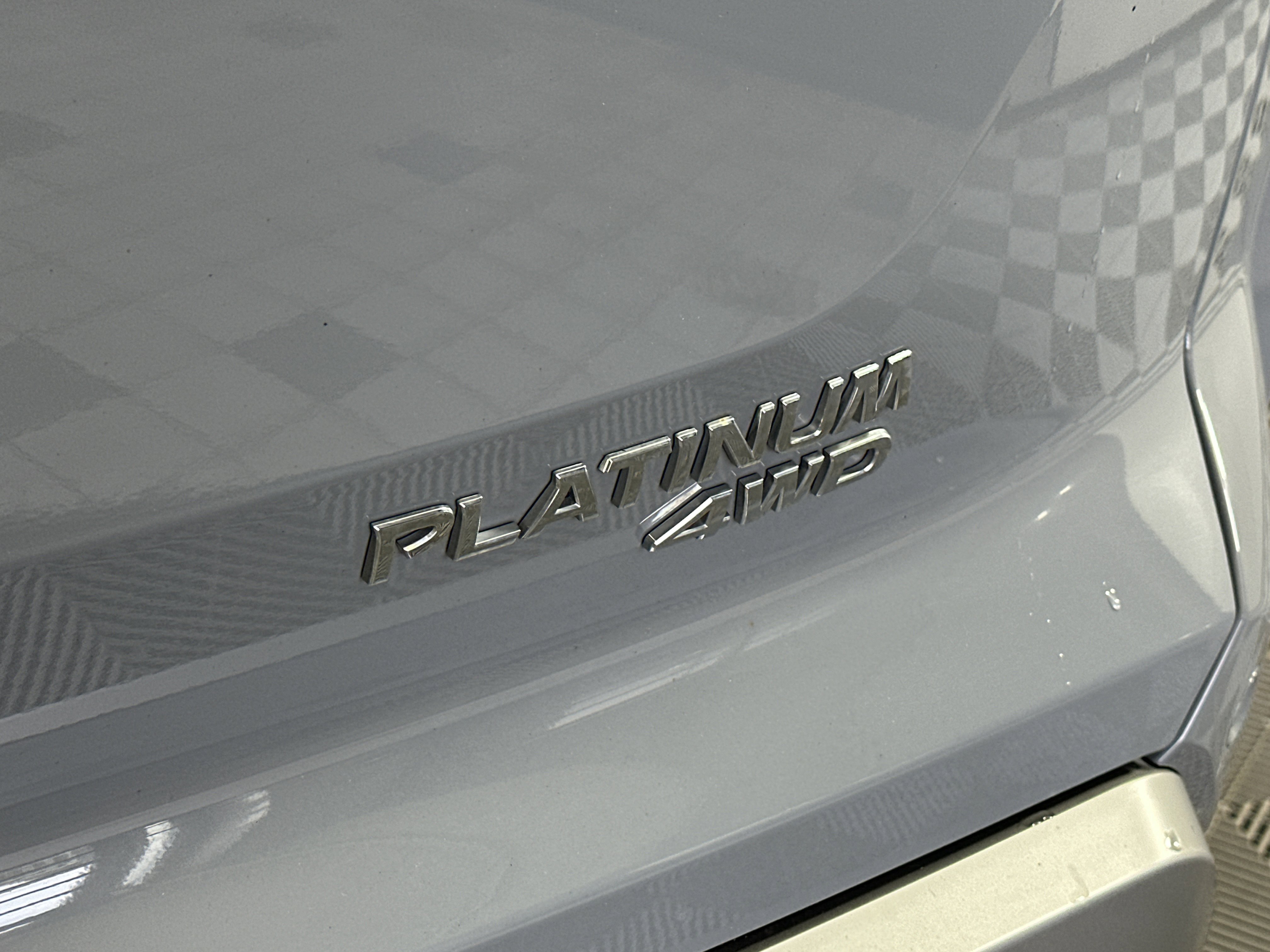 Used 2023 Nissan Pathfinder Platinum w/ Lighting Package (N93) image 16