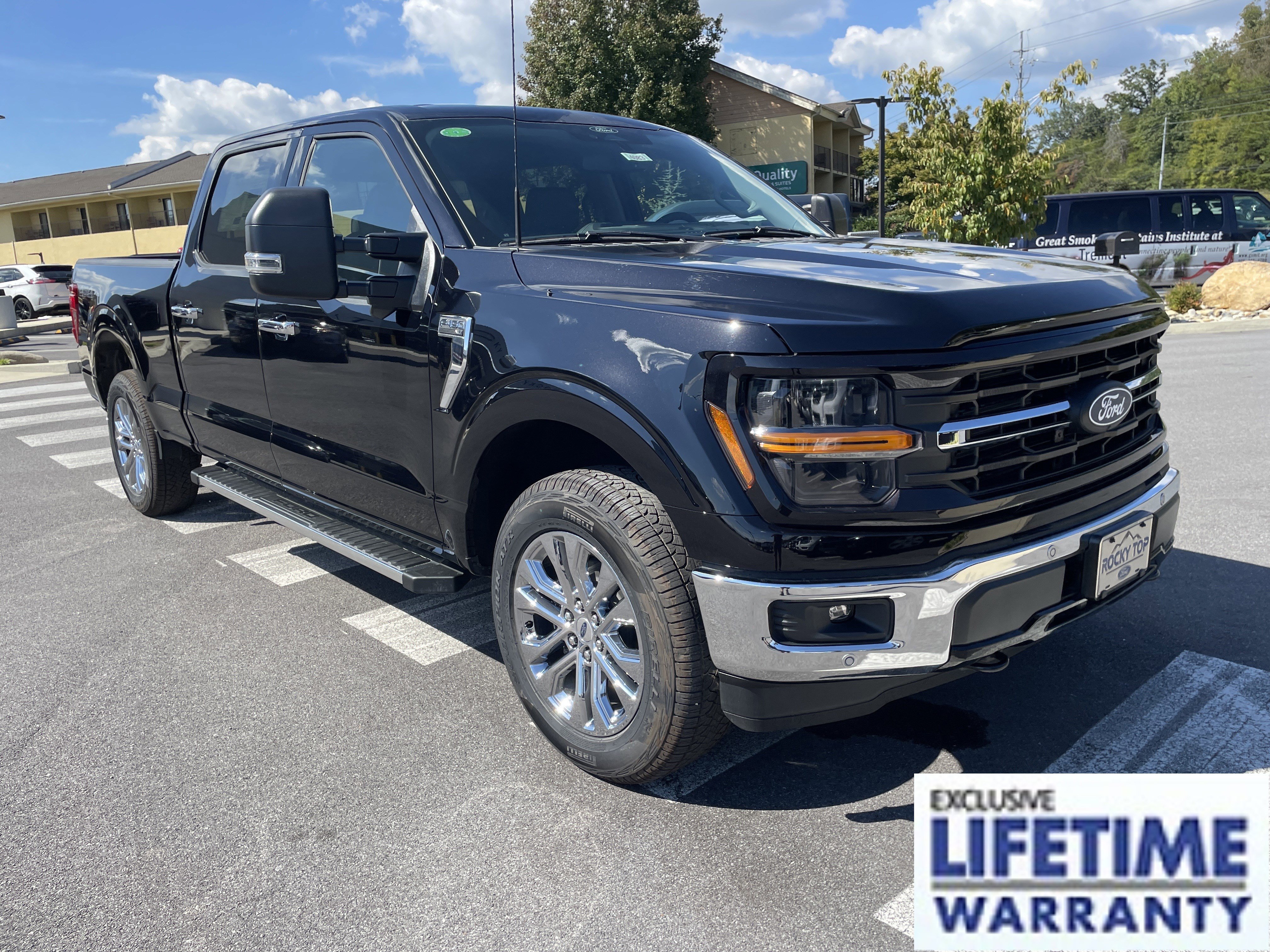 New 2025 Ford F150 XLT w/ Equipment Group 302A MID image 3