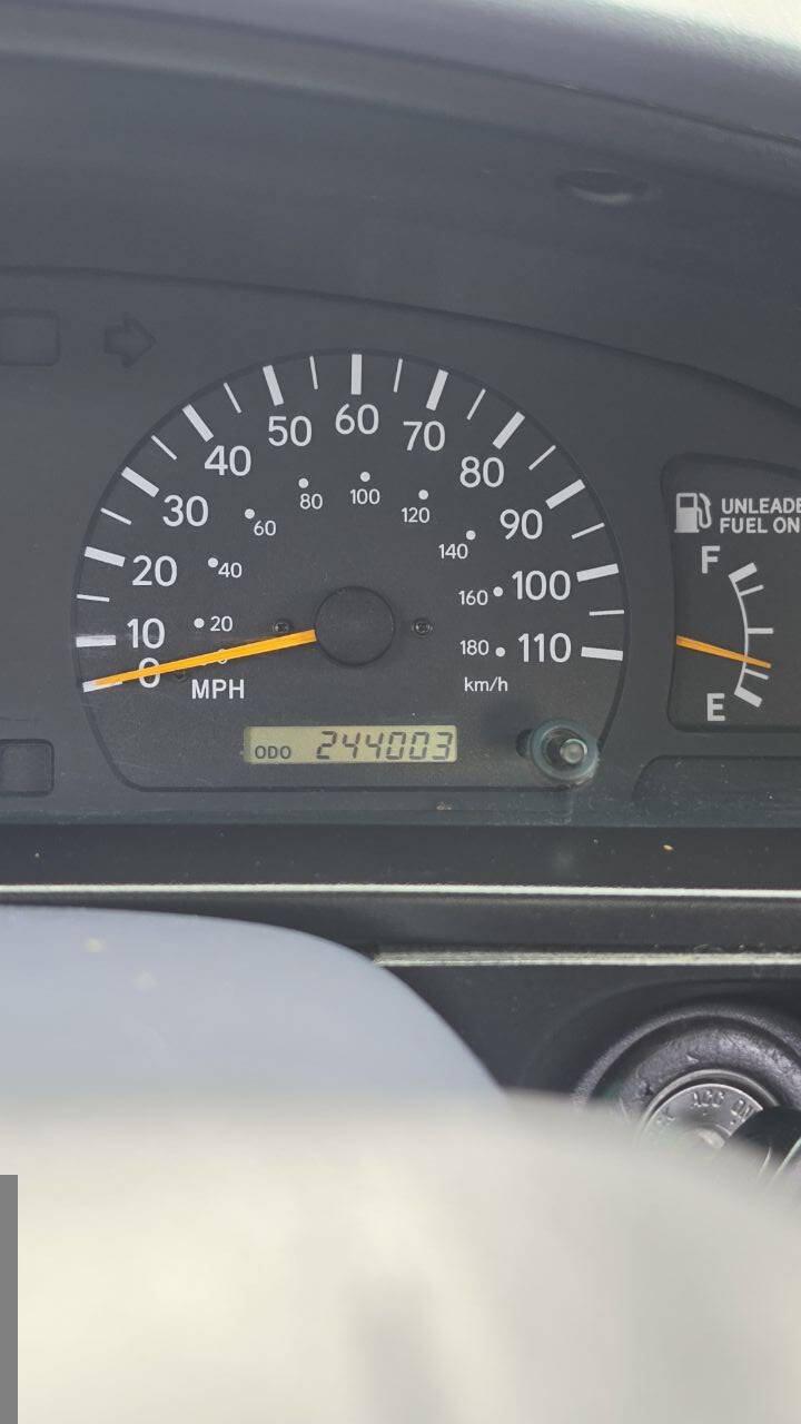 Used 1999 Toyota Tacoma 4x4 Xtracab V6 image 13