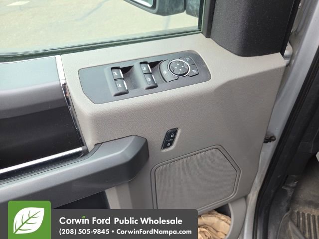 Used 2017 Ford F150 XLT w/ Equipment Group 302A Luxury image 19