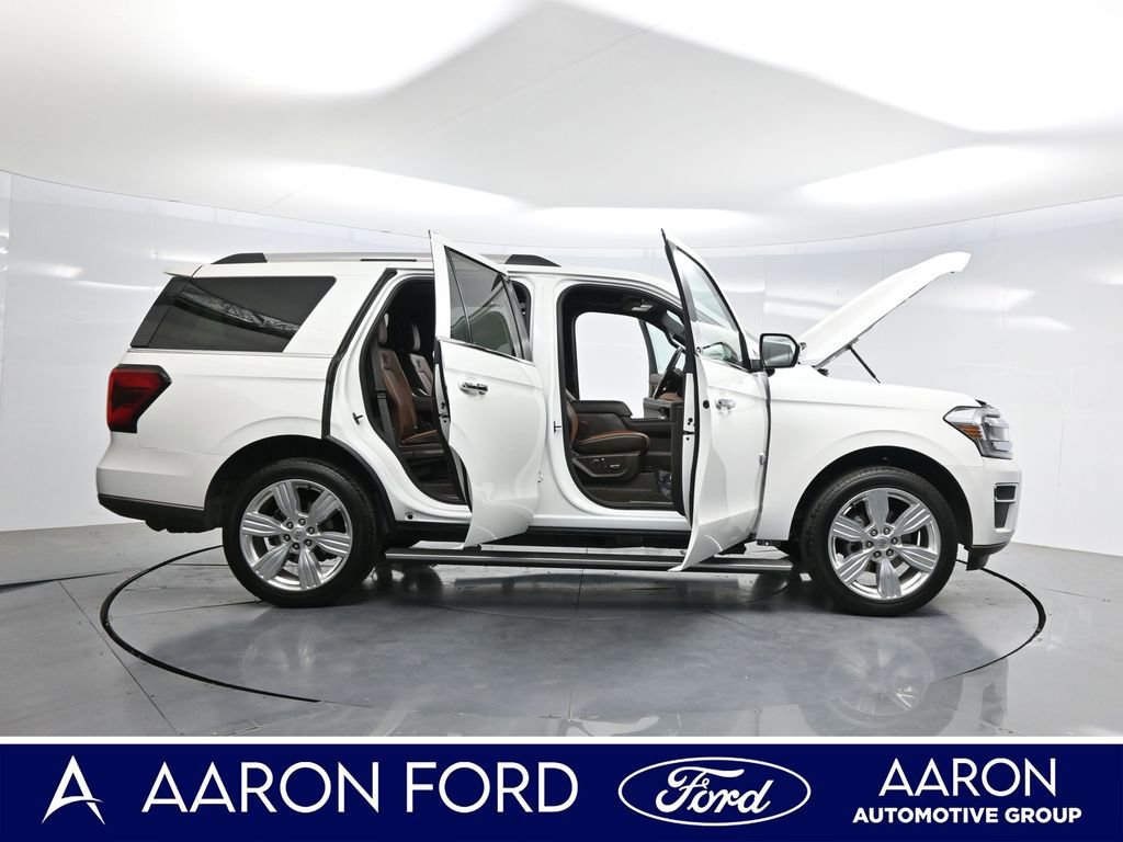 Used 2024 Ford Expedition King Ranch RWD image 4