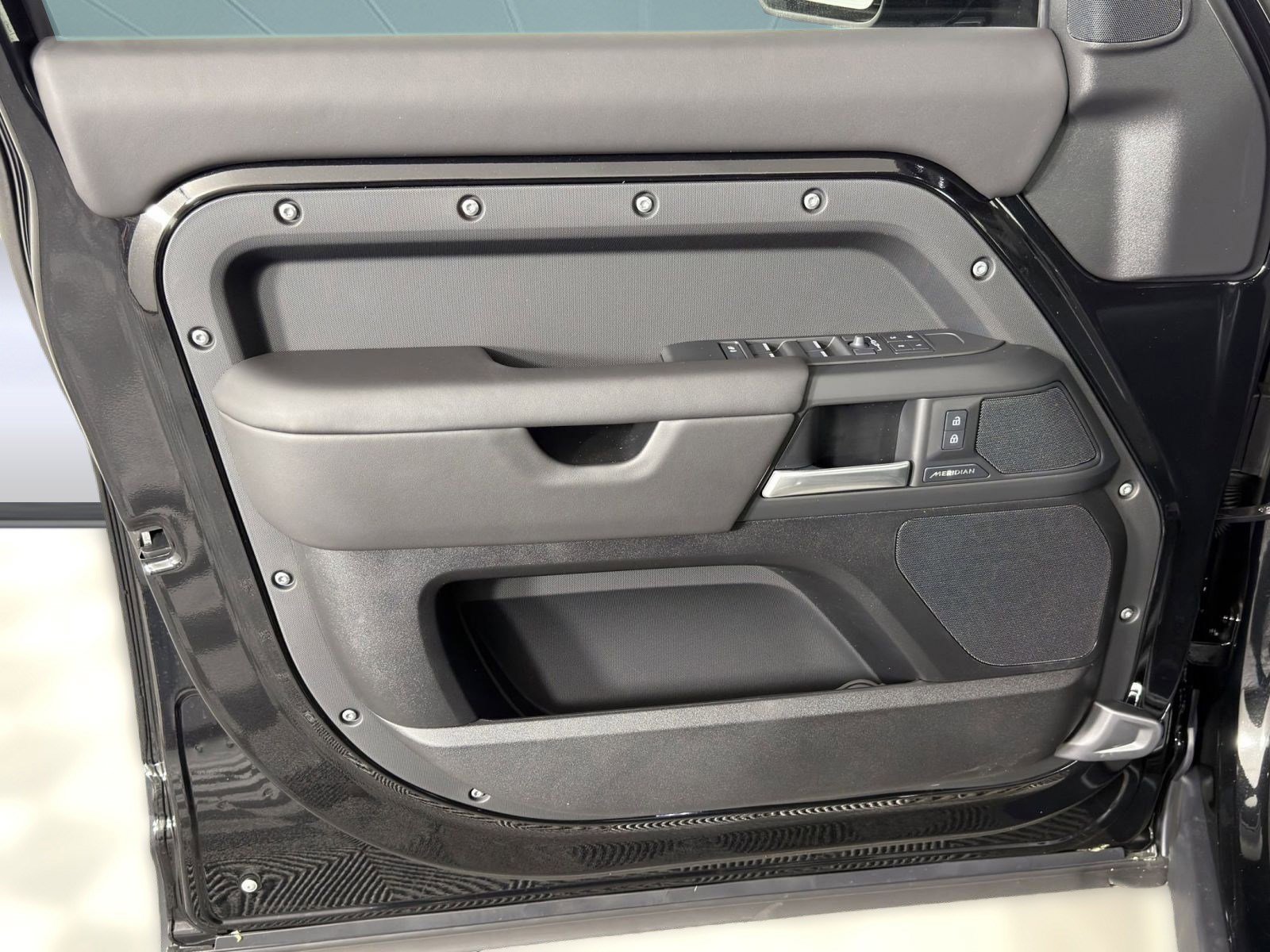 Used 2026 Land Rover Defender 110 S AWD/4WD image 11