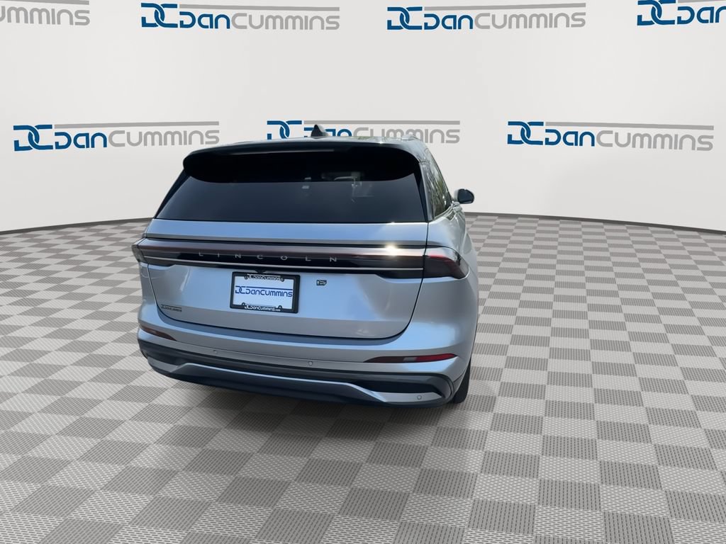 New 2026 Lincoln Nautilus Reserve w/ Jet Appearance Package AWD/4WD image 7
