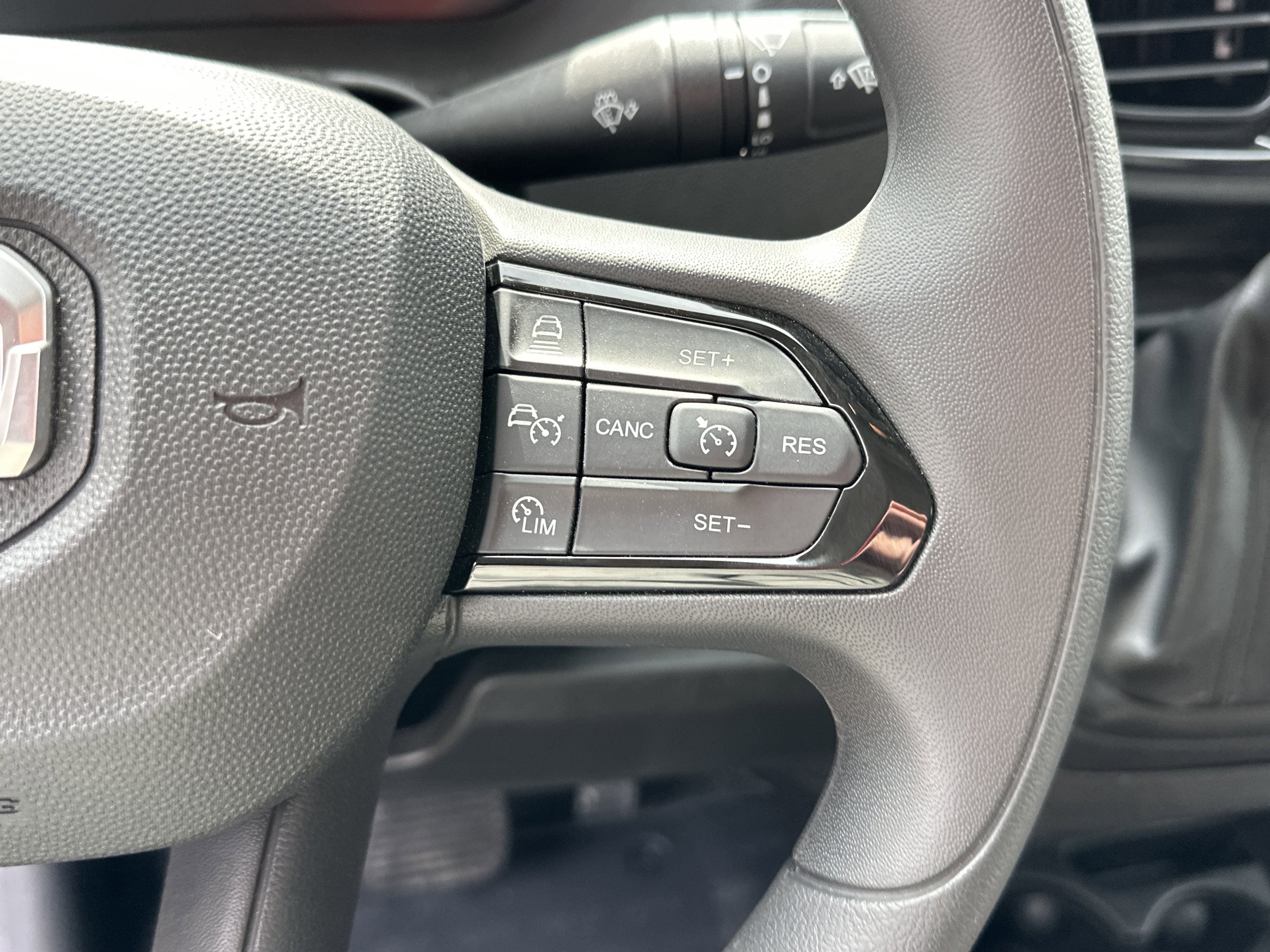 New 2025 RAM ProMaster 2500 w/ Crew Van Package image 8