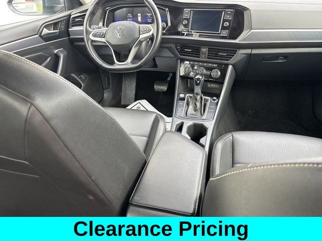 Used 2024 Volkswagen Jetta SE image 34