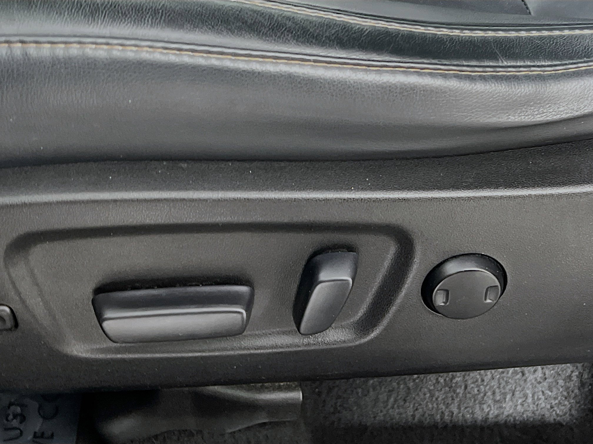 Used 2017 Toyota Highlander XLE image 16