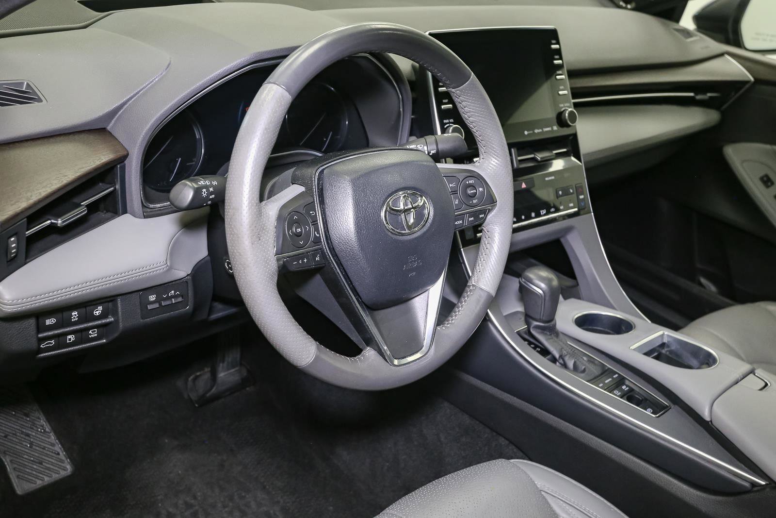 Used 2019 Toyota Avalon Limited w/ Advanced Safety Package FWD image 27