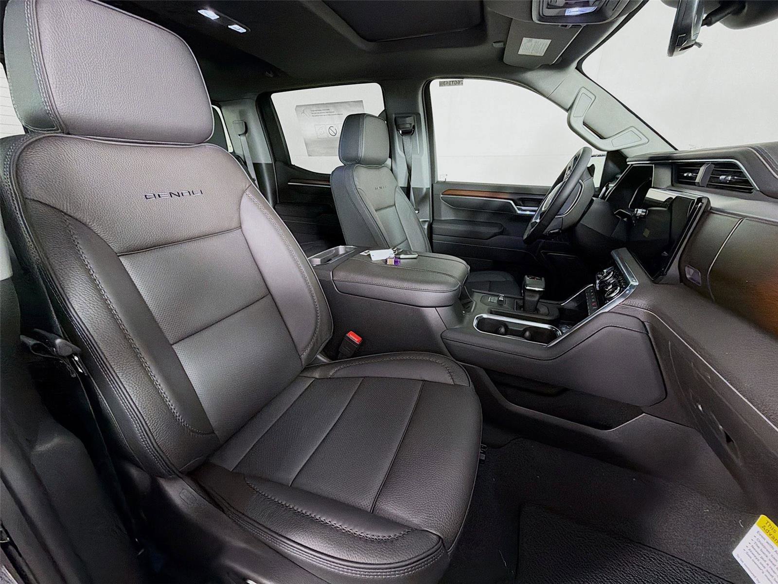 New 2026 GMC Sierra 1500 Denali w/ Denali Reserve Package image 30