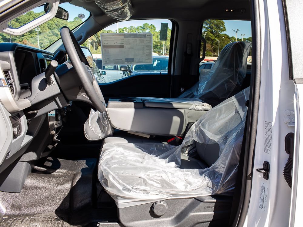 New 2026 Ford F350 XL w/ XL Chrome Package AWD/4WD image 16