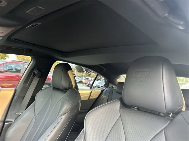Used 2024 Lexus ES 350 F Sport image 16