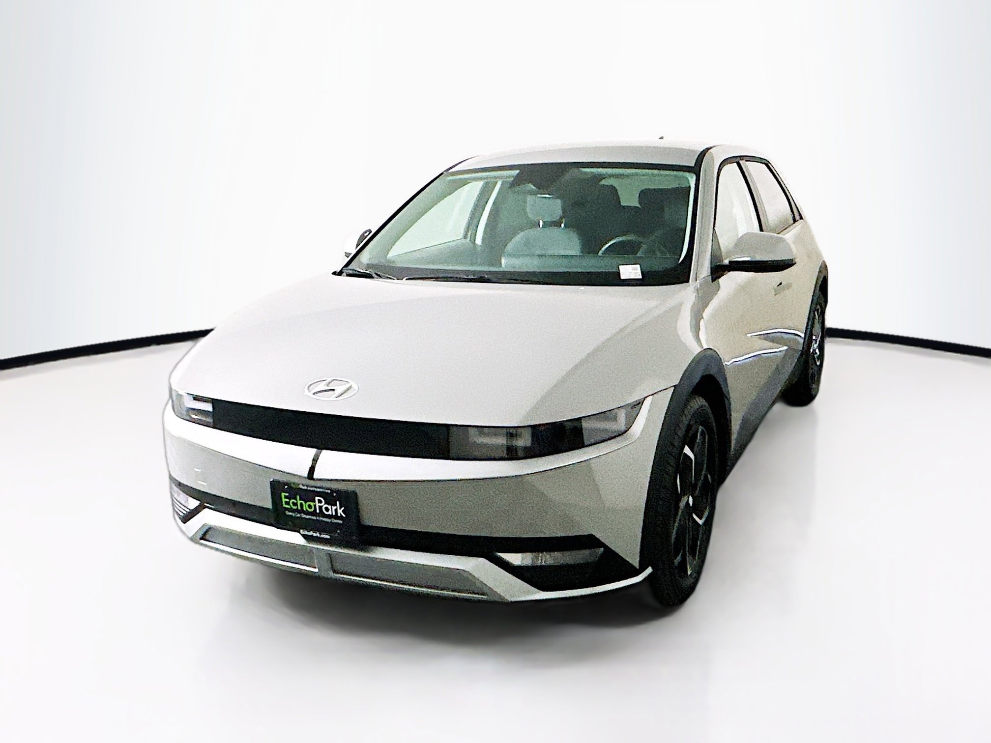 Used 2024 Hyundai Ioniq 5 SEL image 3