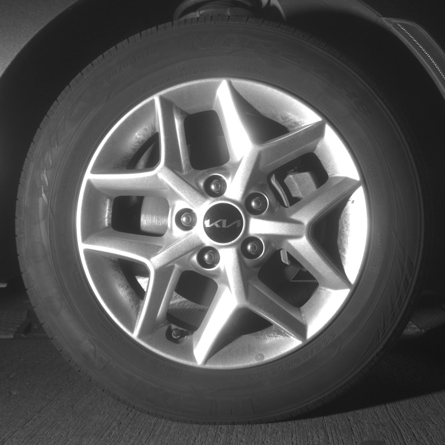 Used 2025 Kia Soul LX w/ LX Technology Package FWD image 13
