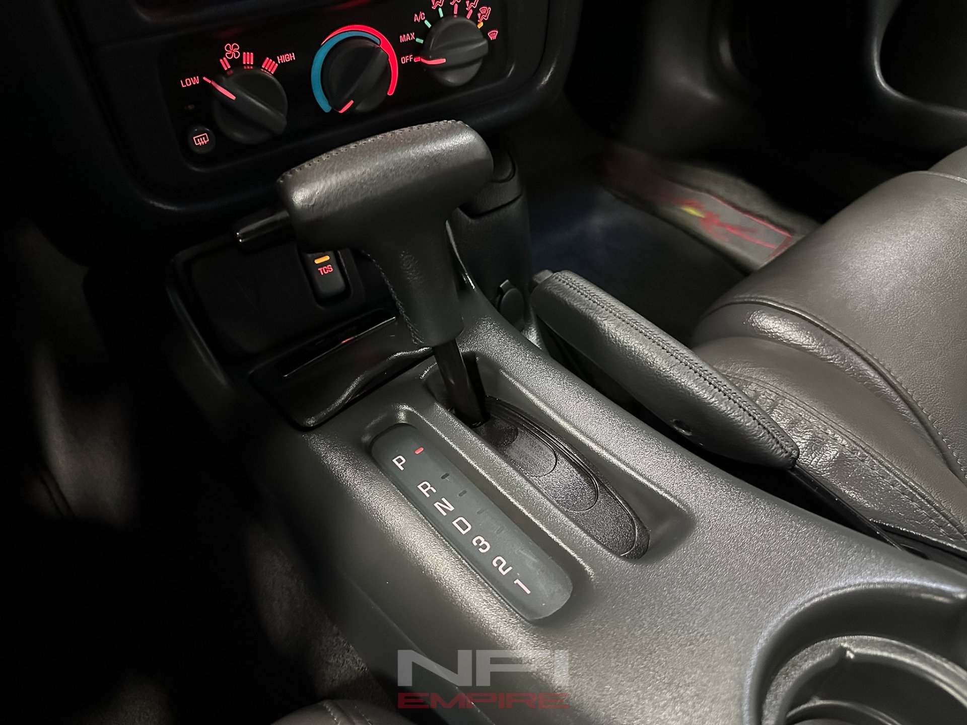 Used 1999 Pontiac Firebird Formula w/ SLP Firehawk Pkg image 28