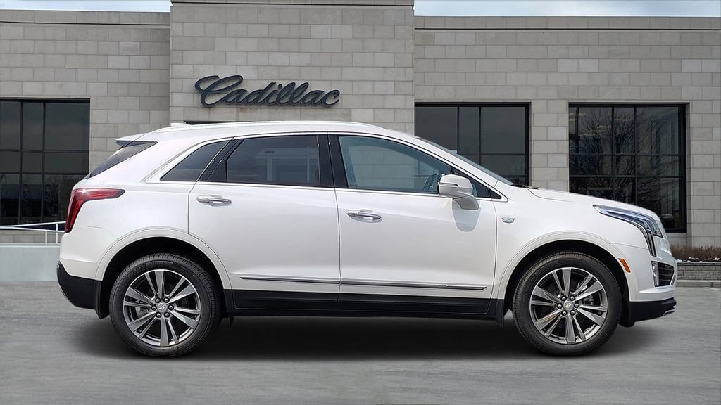 New 2025 Cadillac XT5 Premium Luxury w/ LPO, Floor Liner Package AWD/4WD image 2