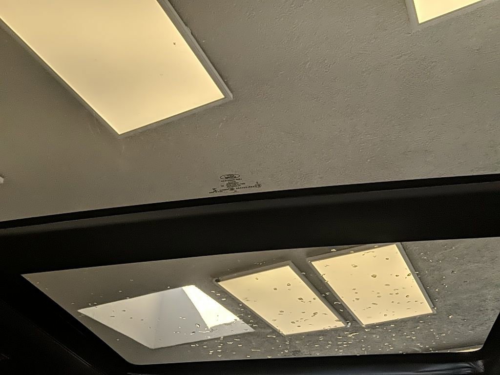 Used 2023 Ford Explorer ST-Line w/ Class IV Trailer Tow Package image 31