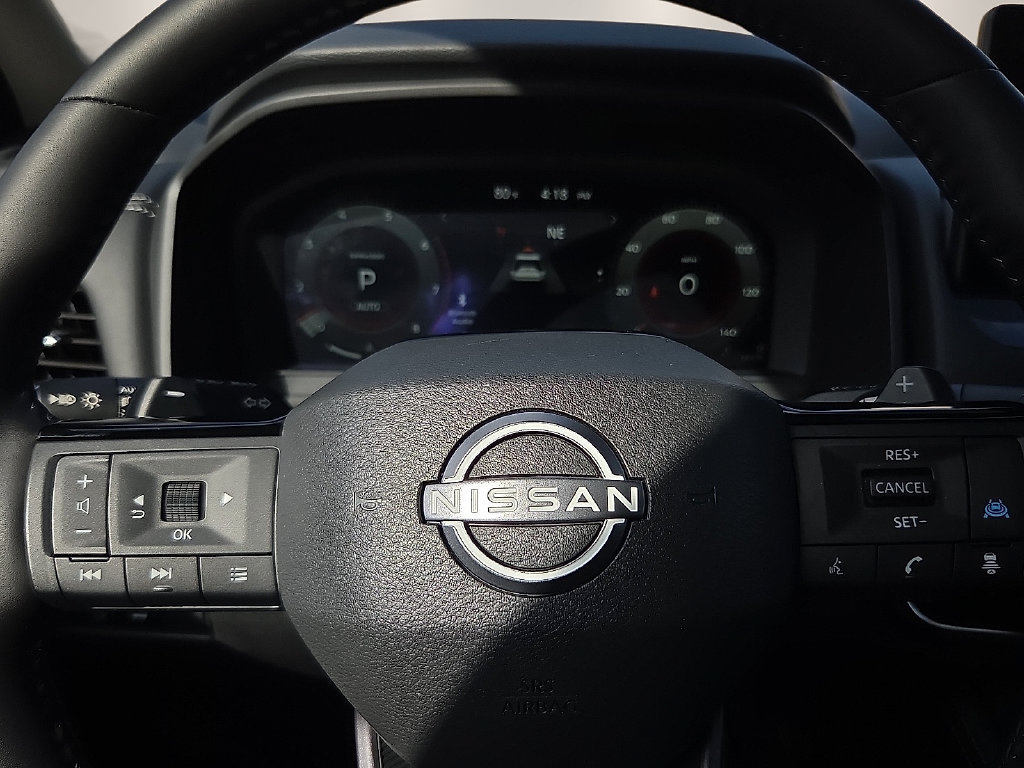 Used 2026 Nissan Rogue Platinum w/ Platinum Premium Package AWD/4WD image 24