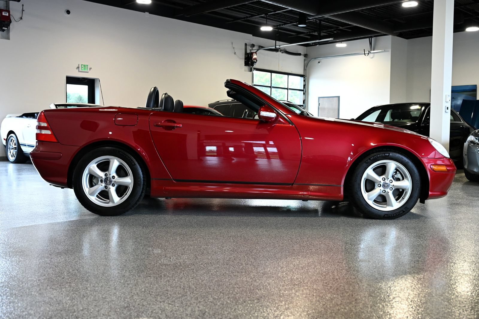 Used 2002 Mercedes-Benz SLK 320 w/ K4 Opt Pkg image 4