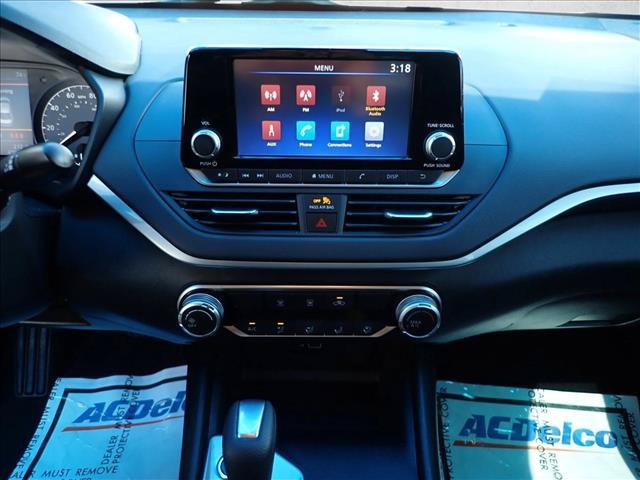 Used 2023 Nissan Altima 2.5 S FWD image 14