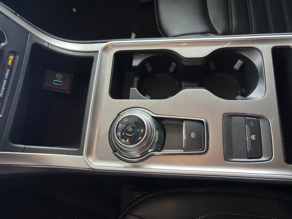 Used 2023 Ford Edge SEL image 23