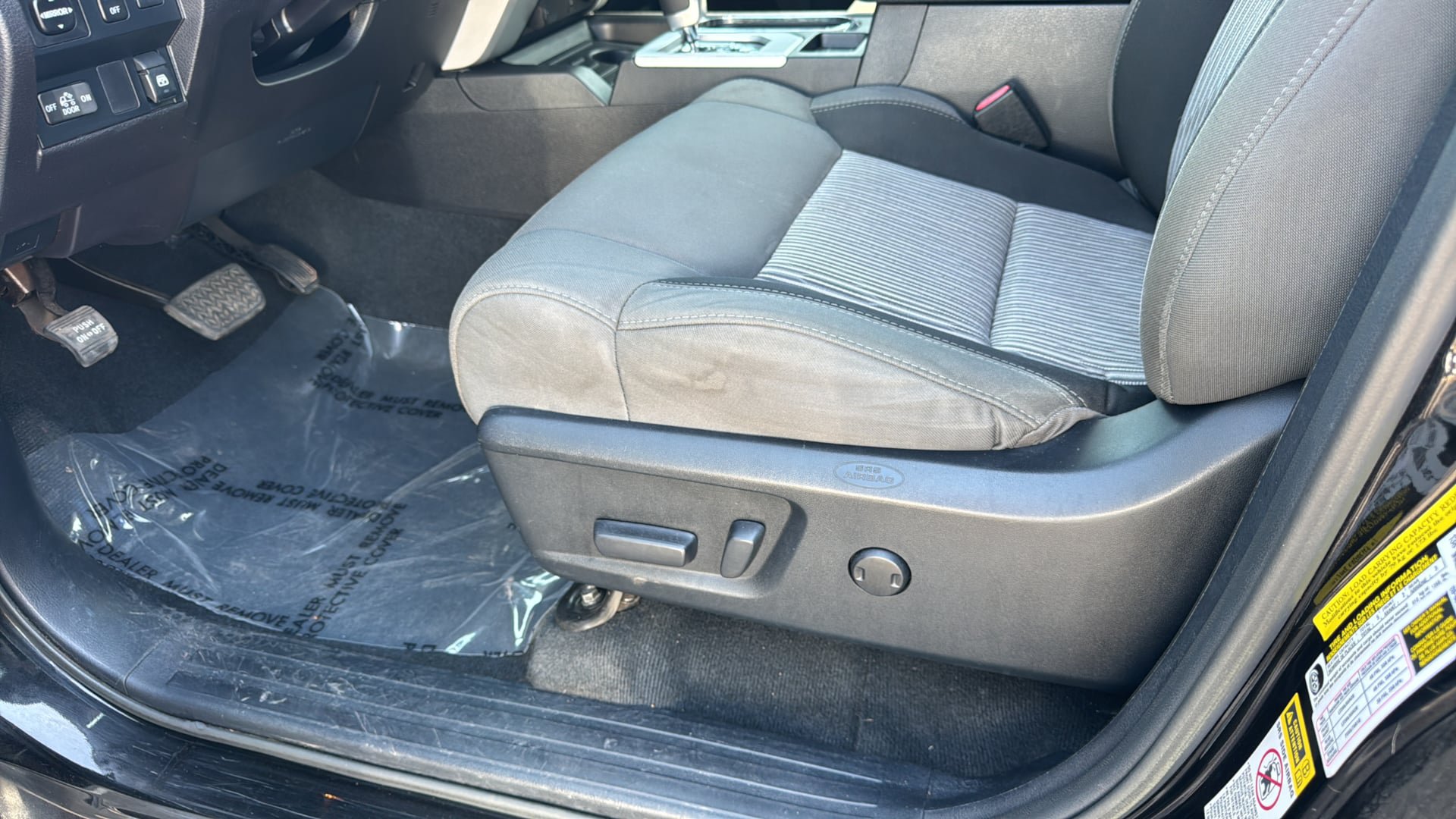 Used 2015 Toyota Tundra SR5 w/ SR5 Upgrade Package RWD image 21
