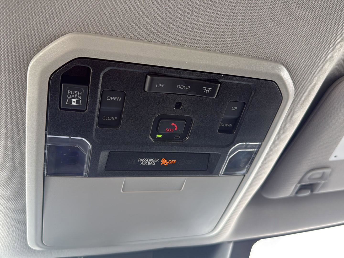 Used 2022 Toyota Tundra Limited AWD/4WD image 36