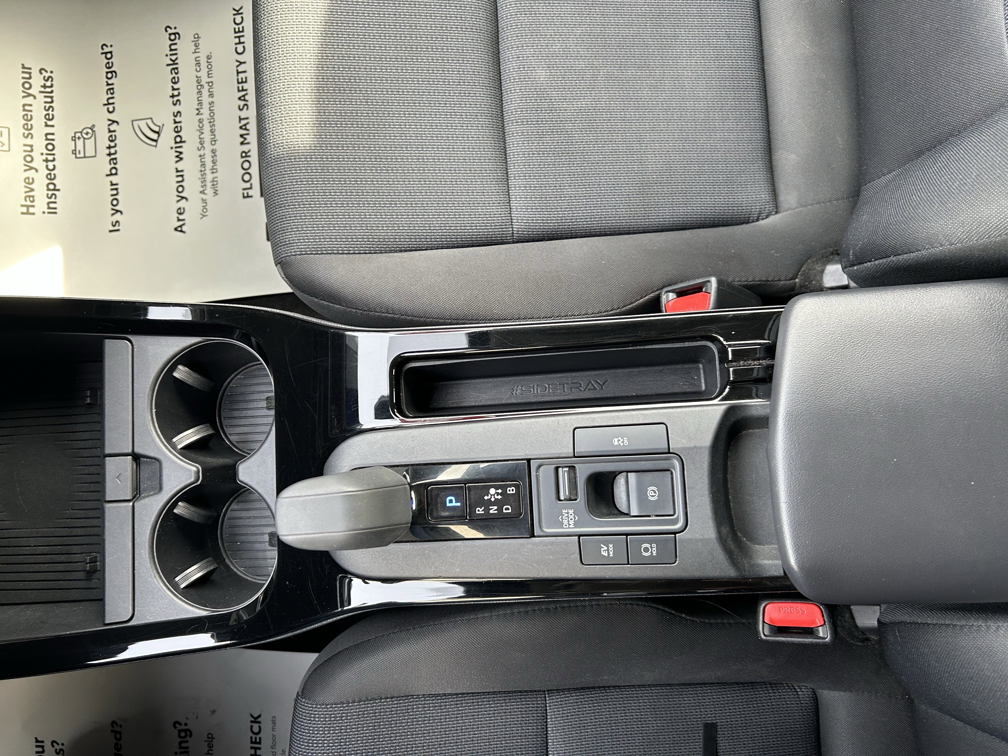 Used 2024 Toyota Prius LE image 30