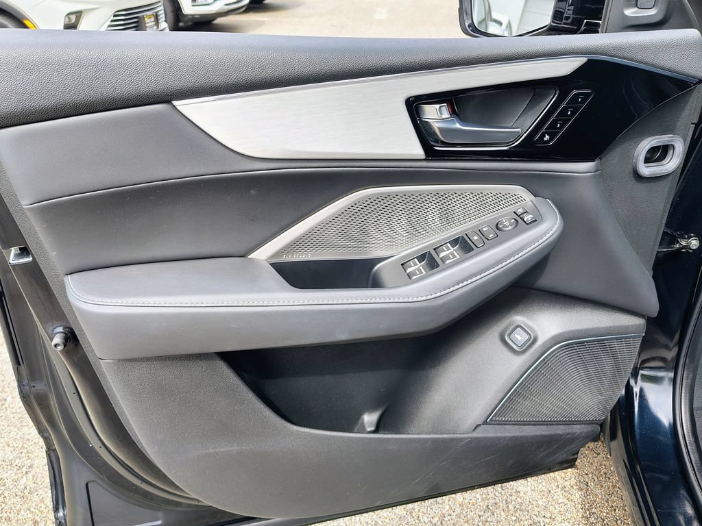 Used 2024 Acura MDX w/ Technology Package AWD/4WD image 17