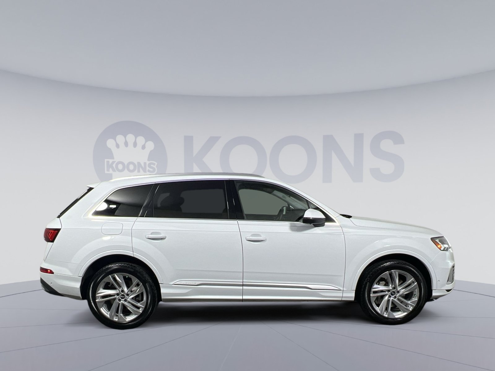 Used 2022 Audi Q7 2.0T Premium Plus w/ Premium Plus Package AWD/4WD image 12