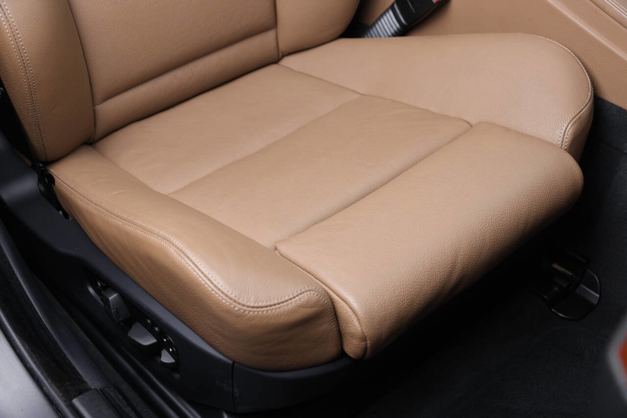 Used 2006 BMW M5 image 87