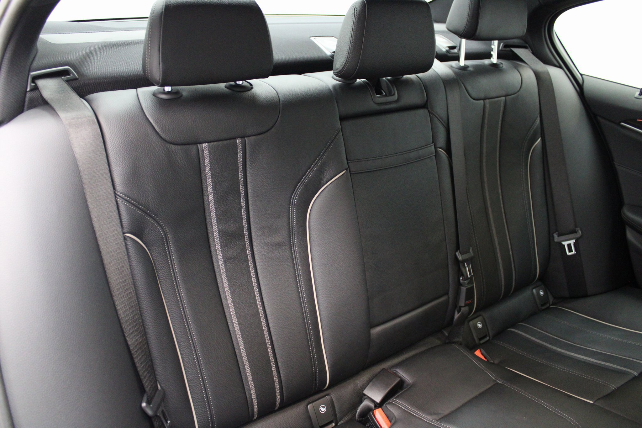 Used 2019 BMW 530i w/ Convenience Package image 28