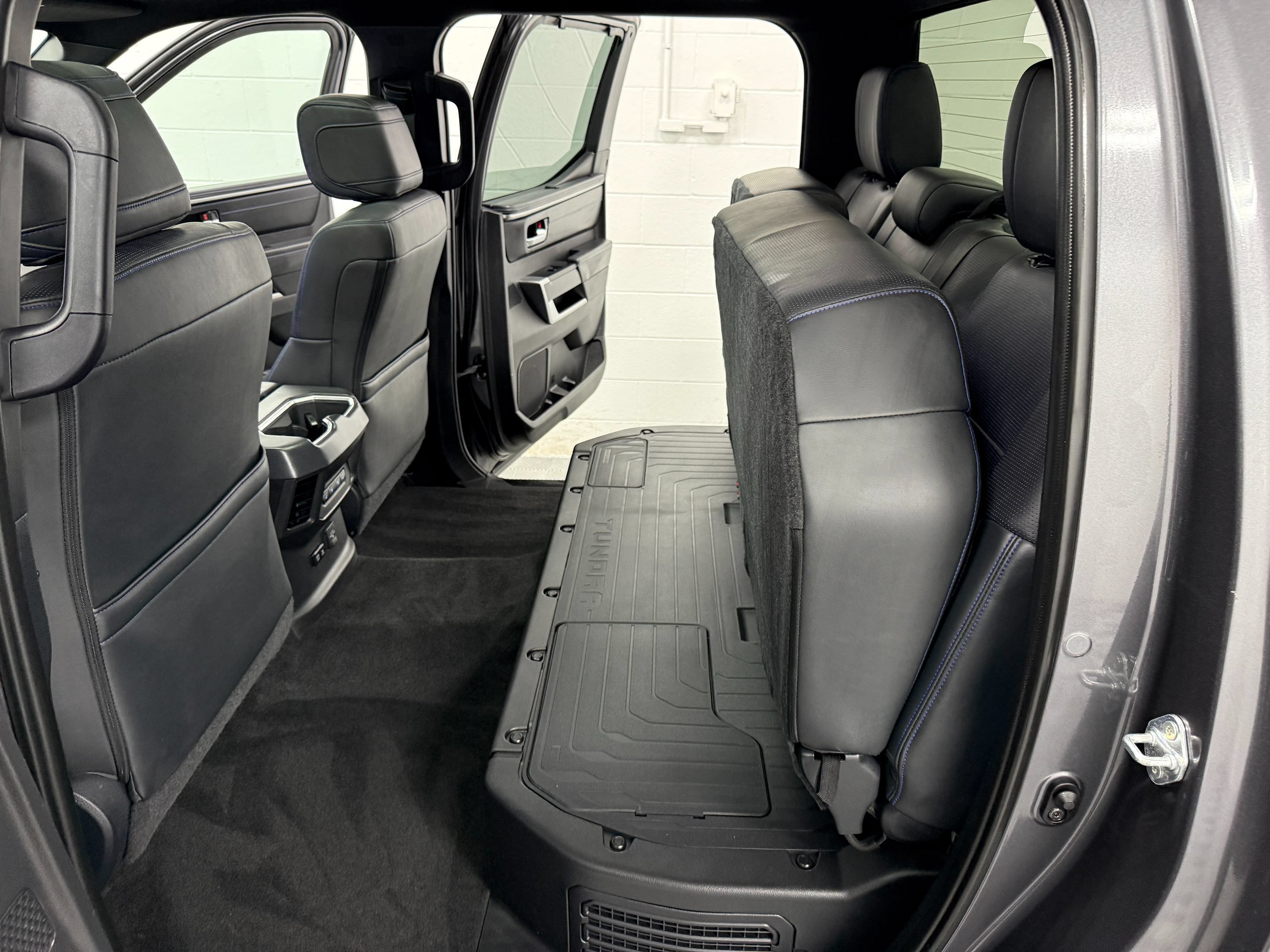 Used 2022 Toyota Tundra Platinum AWD/4WD image 15